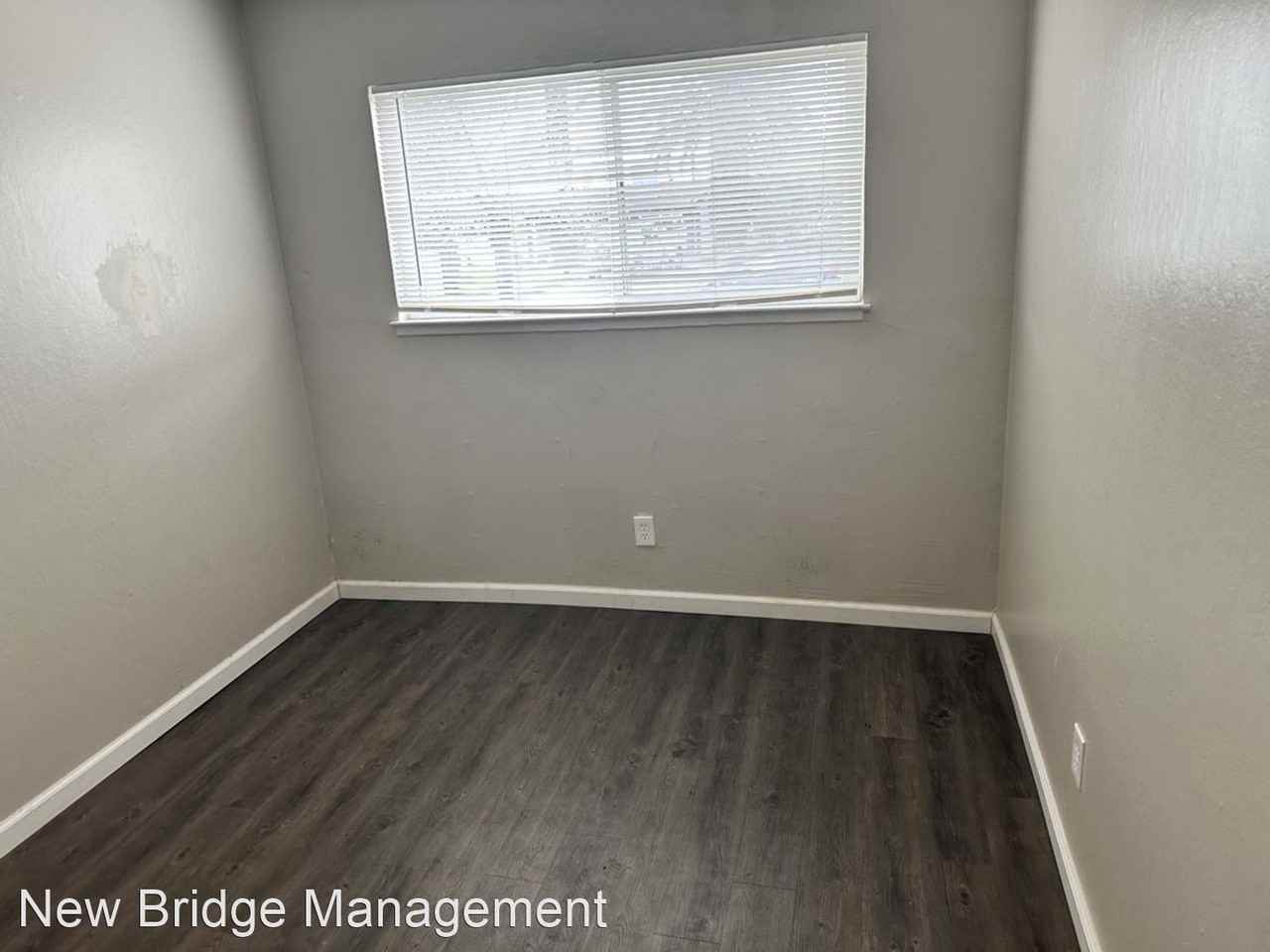 2401 Marconi Ave - Photo 3 of 10