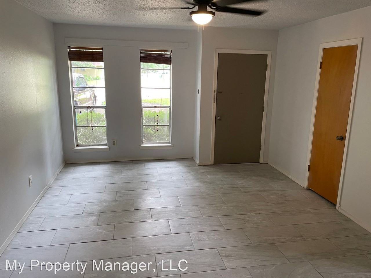 6004 Bryan Cir - Photo 3 of 14