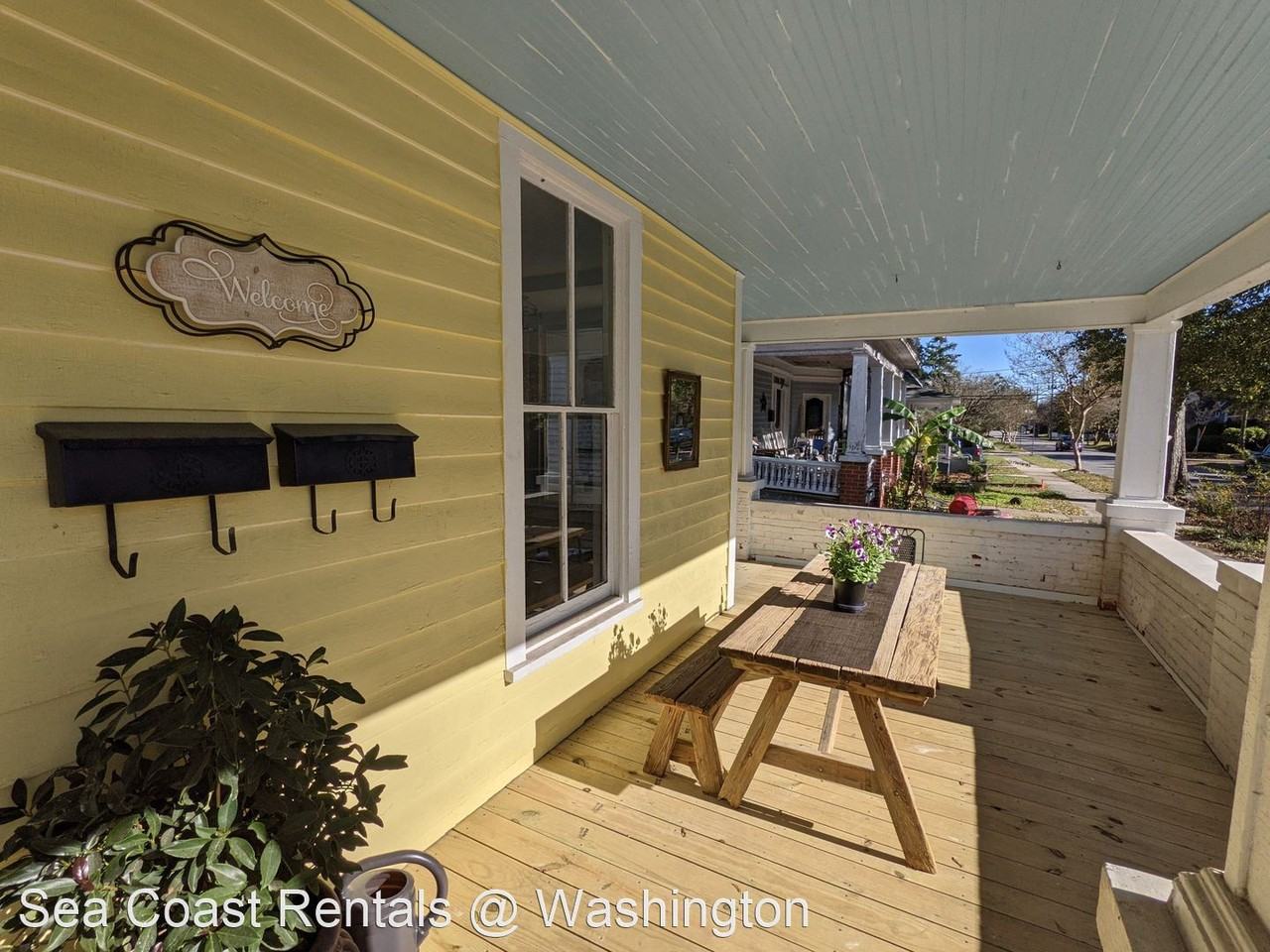 234 E 2nd St - Photo 2 of 20