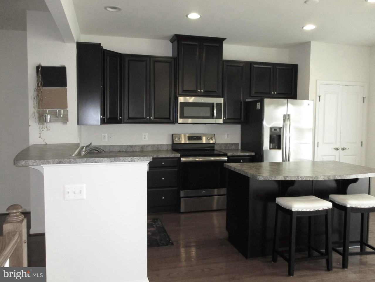 6164 Willow Pl - Photo 3 of 21