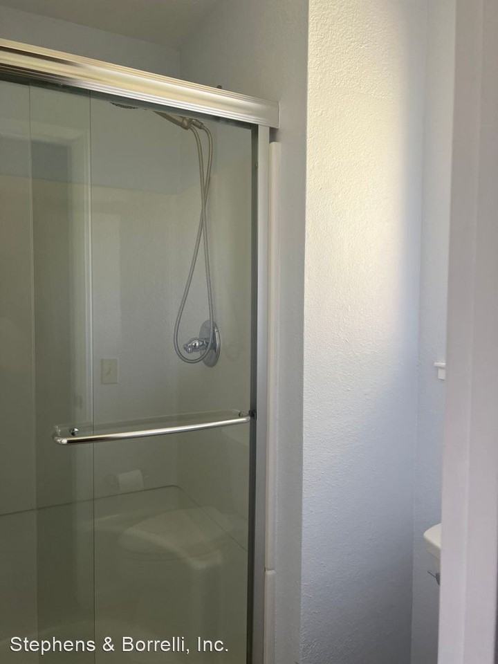 1025 Bonta Ave - Photo 2 of 9