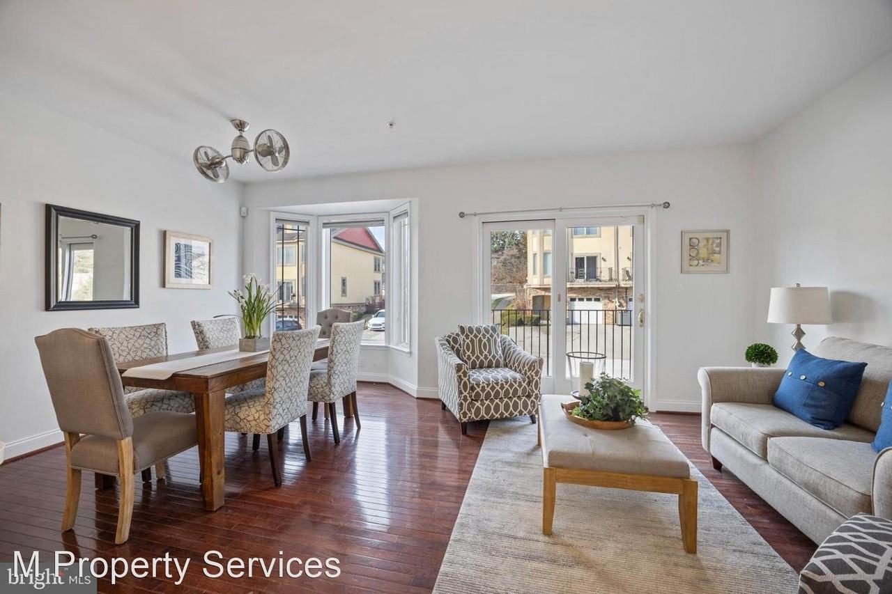 133 Merion Ave - Photo 2 of 9