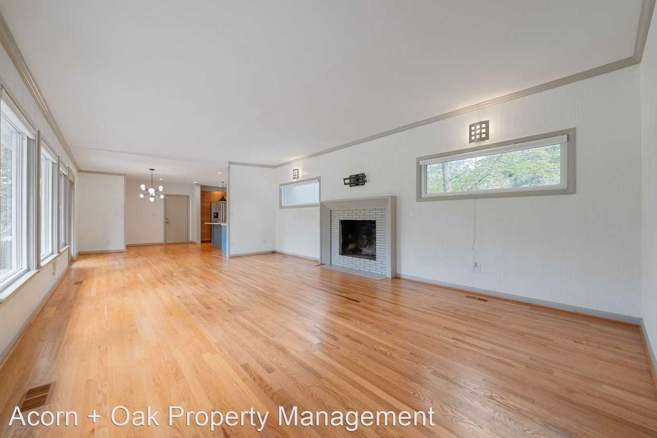 2401 Perkins Rd - Photo 3 of 15