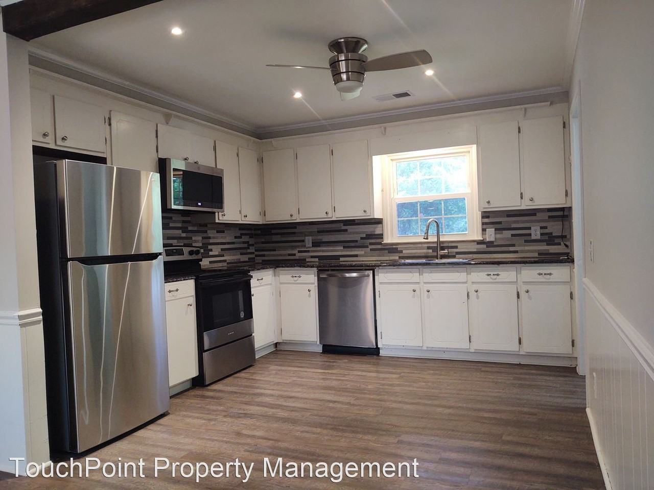 1109 Sharon Dr - Photo 3 of 18