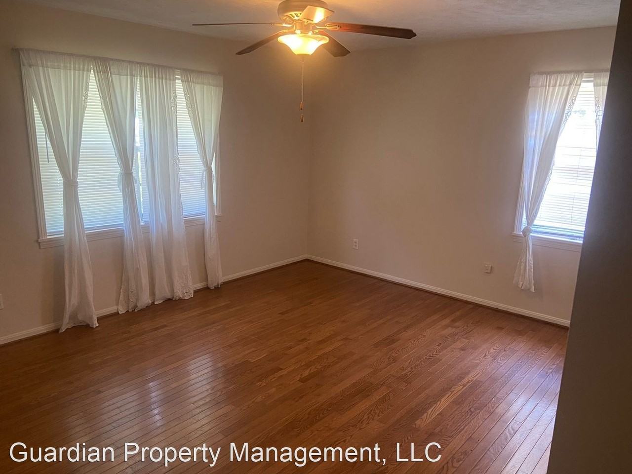 200 Brookhaven Dr - Photo 3 of 9