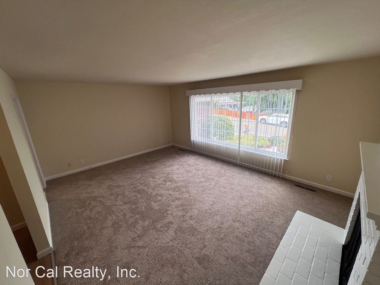25326 Windfeldt Rd - Photo 3 of 21