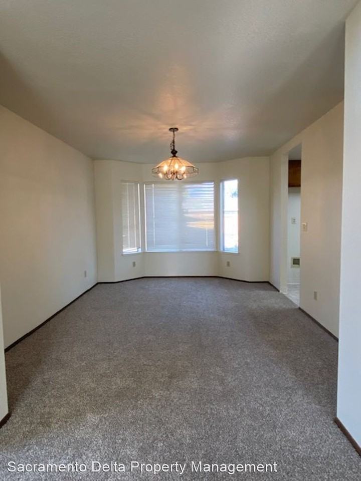 1204 Stoney Point Way - Photo 3 of 19