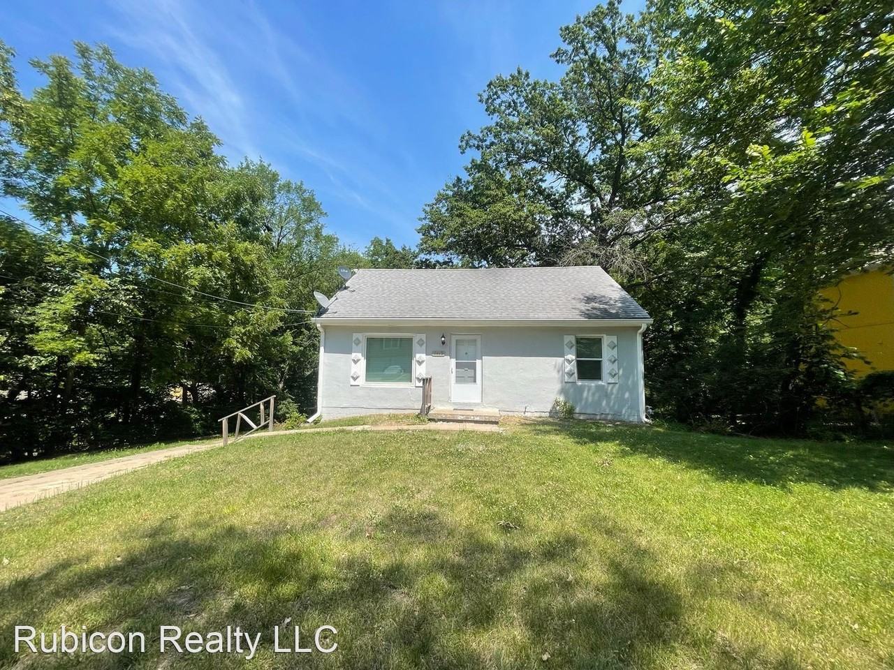 7419 Bales Ave - Photo 3 of 21