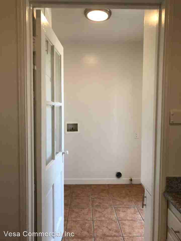 7030 Benson St - Photo 3 of 7