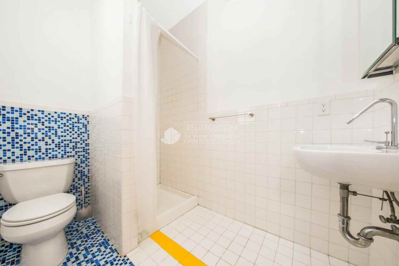 539 Octavia St #12 - Photo 7 of 33