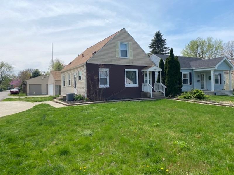 297 E Jeffrey Pl - Photo 2 of 36