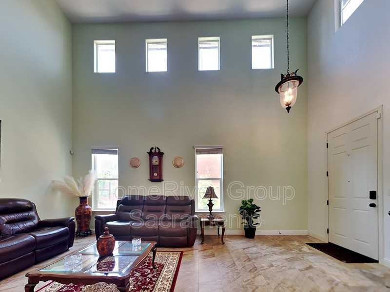 4135 Preserve Way - Photo 2 of 25