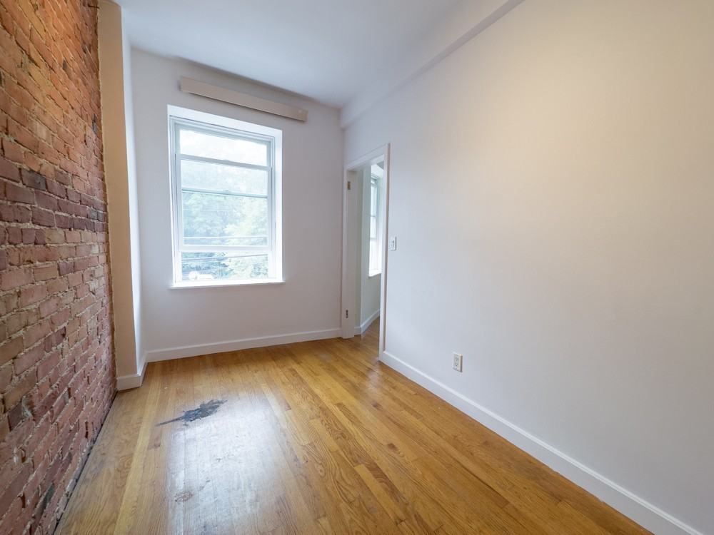 103 Cedar St #2 - Photo 6 of 31
