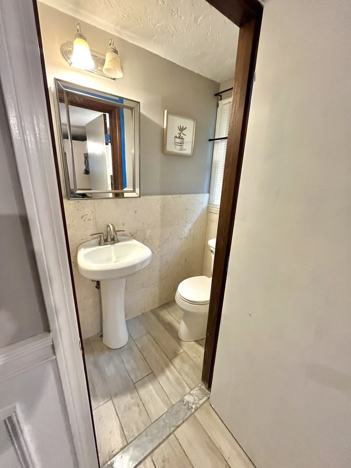 196 Bedford St #2 - Photo 2 of 15