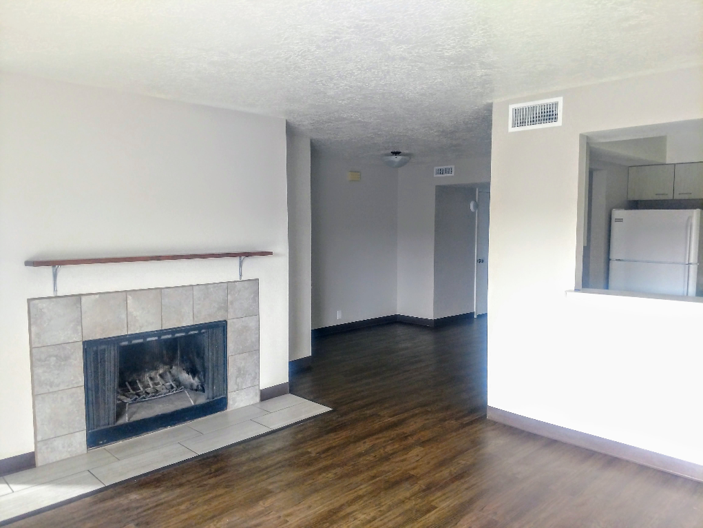 1122 Chelwood Park Blvd Ne - Photo 3 of 31
