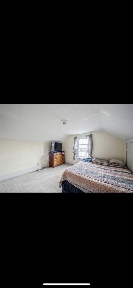 20 Barker St - Photo 3 of 7