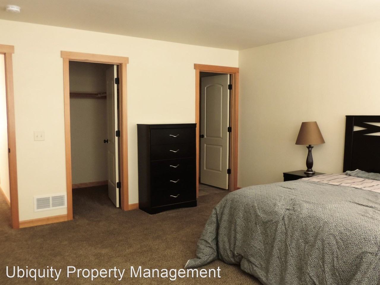 816 Nighthawk Dr - Photo 3 of 4