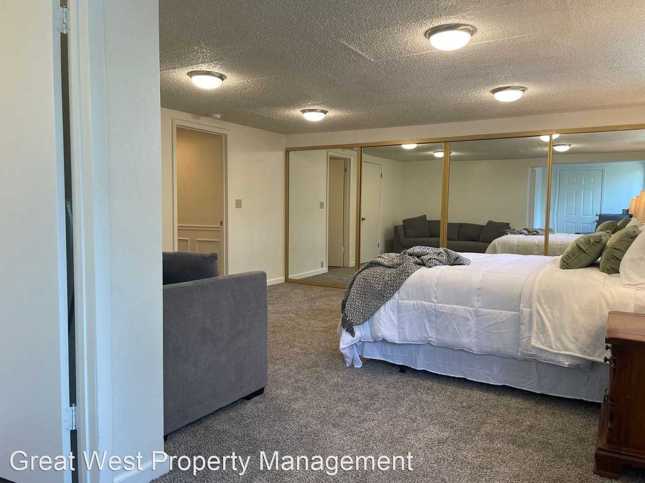 1316 7th St Se - Photo 2 of 50