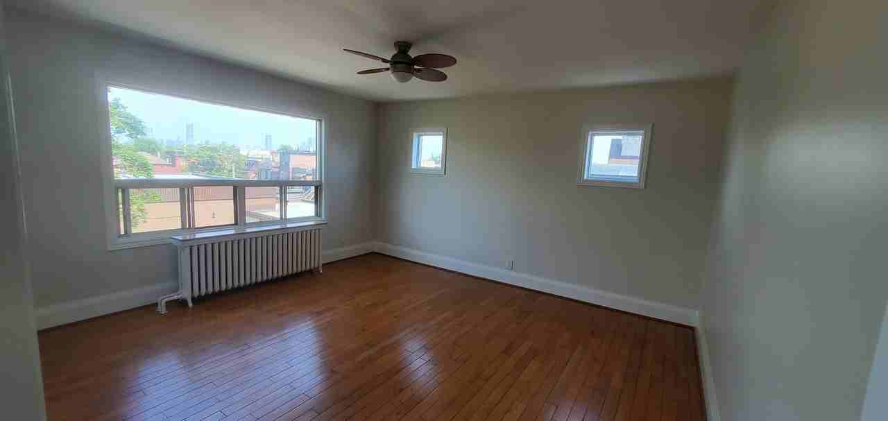 220 Delaware Avenue - Photo 3 of 10