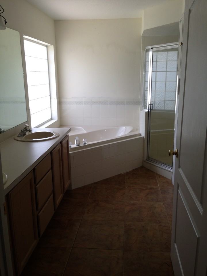 11305 Corey Pavin Ln - Photo 3 of 5