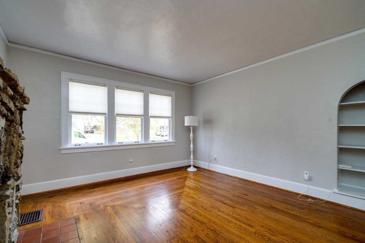 5050 E Eastwood Cir #NA - Photo 3 of 34