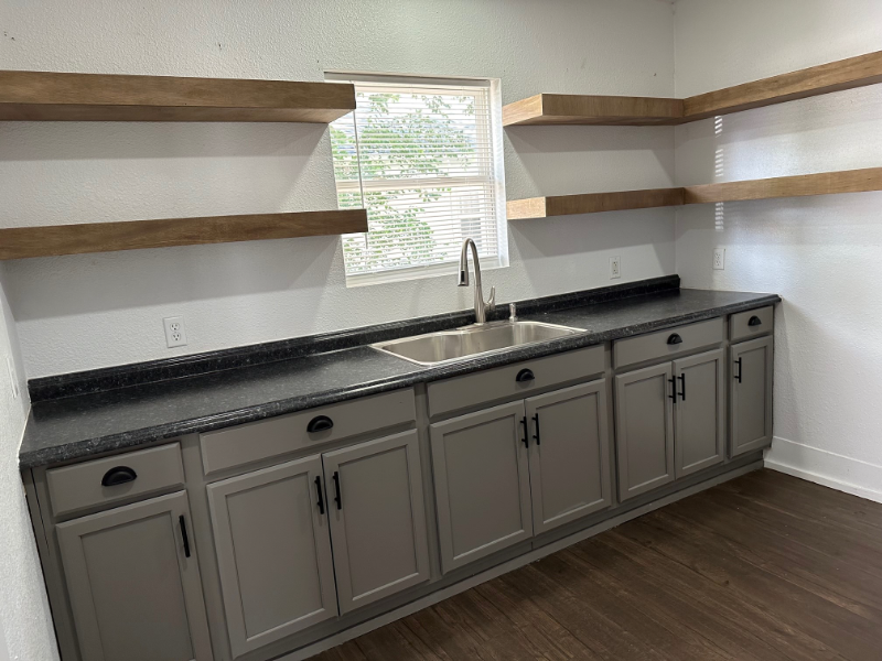 1320 N 4th Ave - Photo 3 of 15