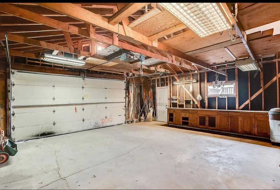 2134 Bush Ave E #NA - Photo 3 of 12