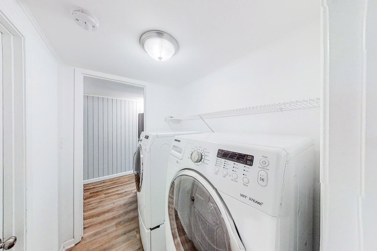 Evergreen Dr Se - Photo 7 of 9