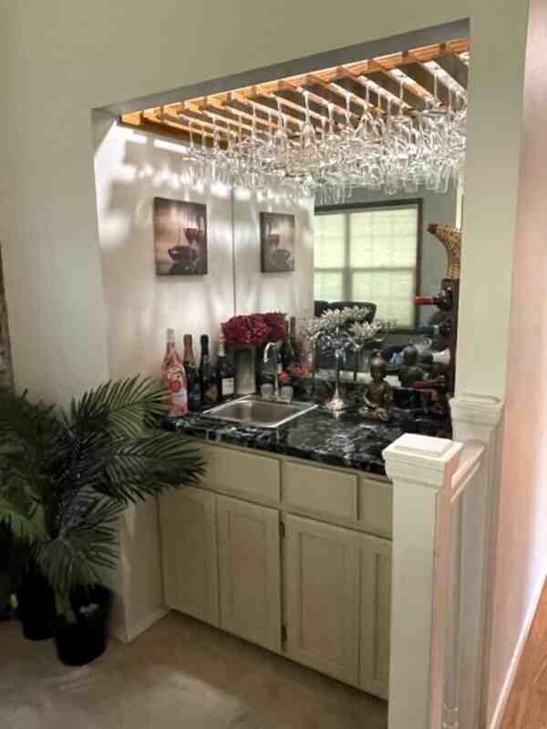 17805 Northeast 139th Street - Photo 7 of 16