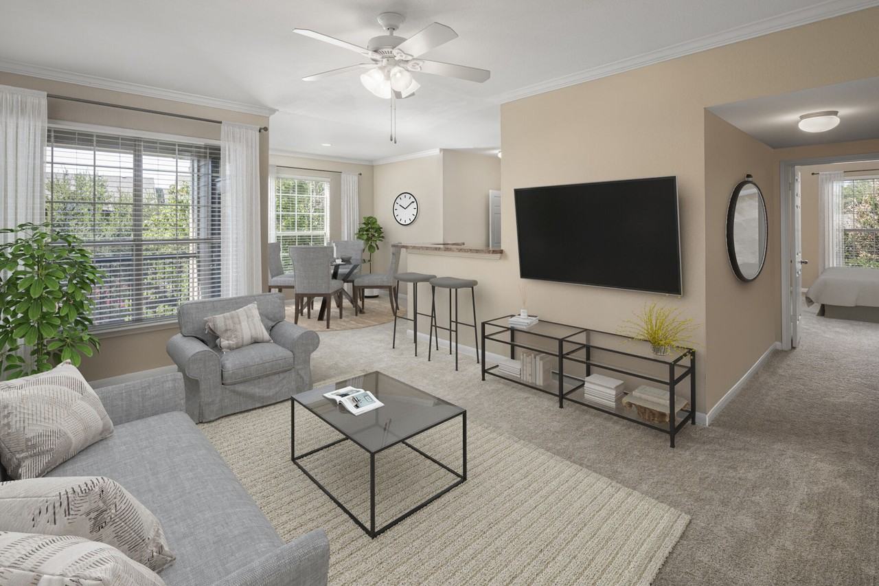 Camden Buckingham - Photo 4 of 43