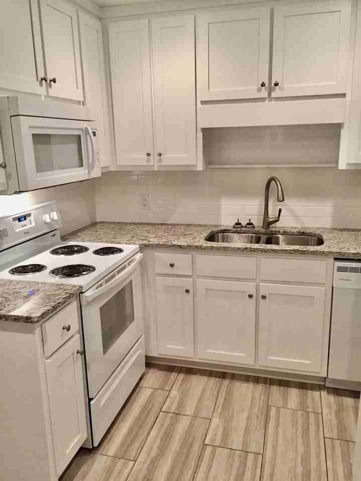 593 Highland Ave #593 - Photo 2 of 15
