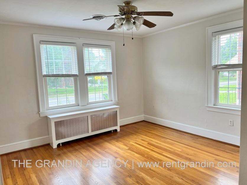 1668 Brandon Ave Sw #1 - Photo 4 of 14