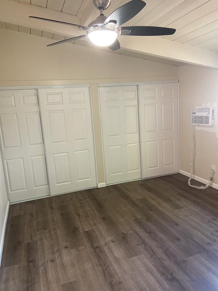 4938 54th St #1 - Photo 6 of 16