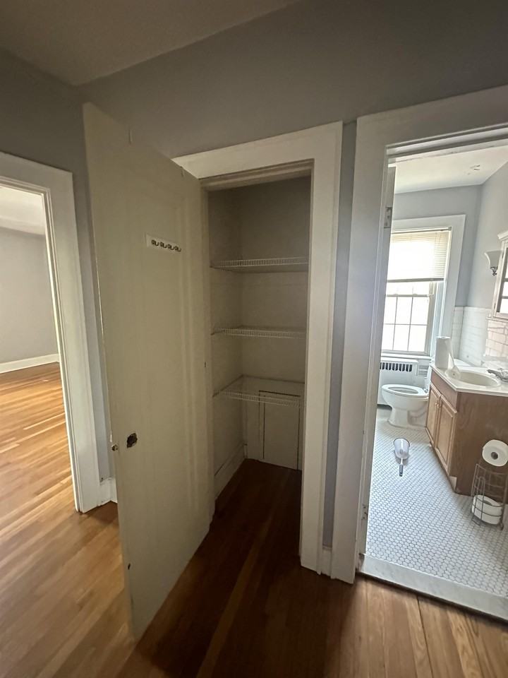 829 Elm St #829C2 - Photo 4 of 12