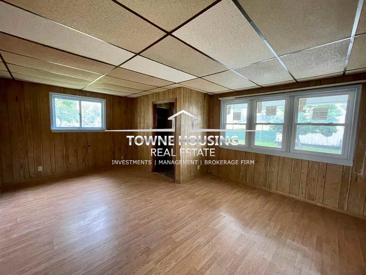 12 Krupp Ave Frnt - Photo 2 of 19