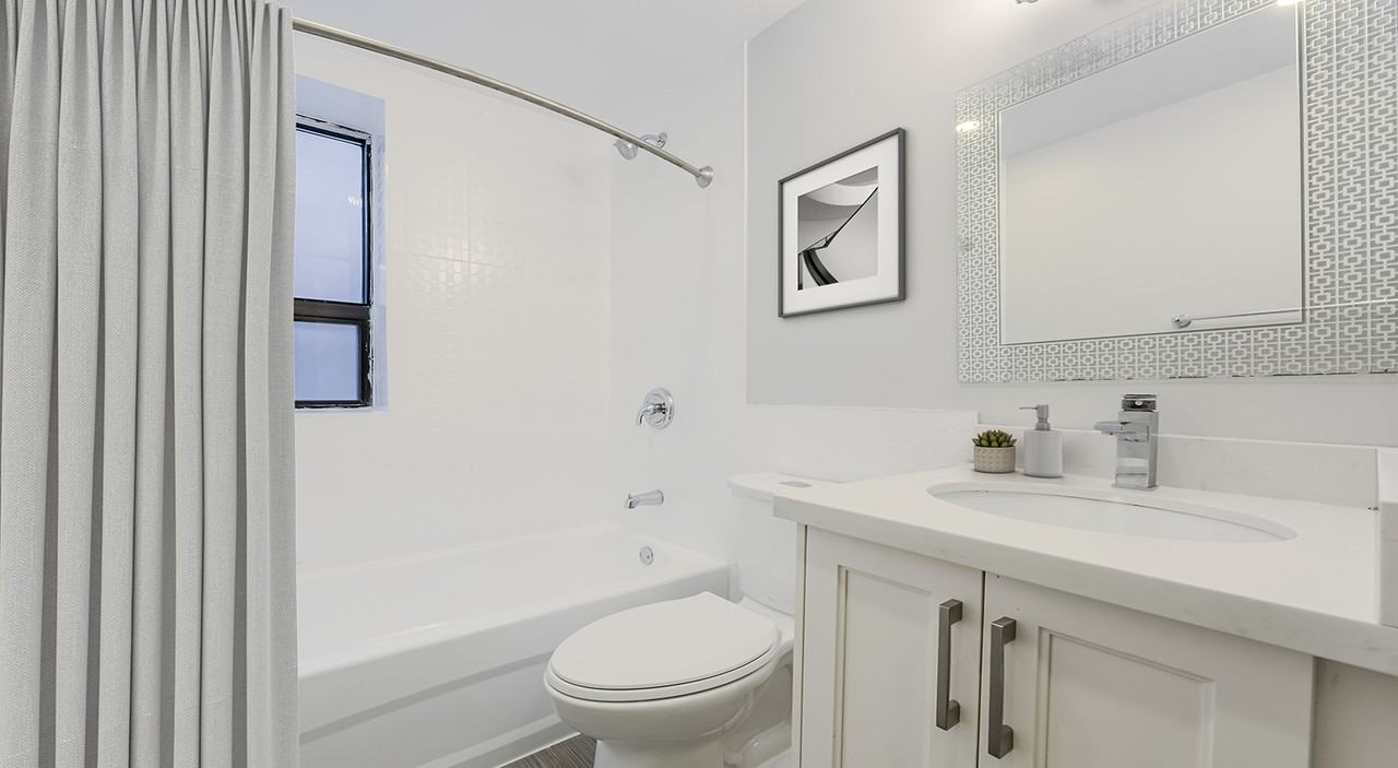 Beach Park Apartments 223 Woodbine Ave, Toronto, ON M4L 3P3 Zumper