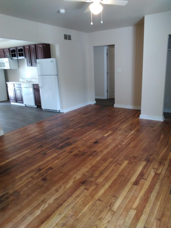 701 S James St #1 - Photo 3 of 41