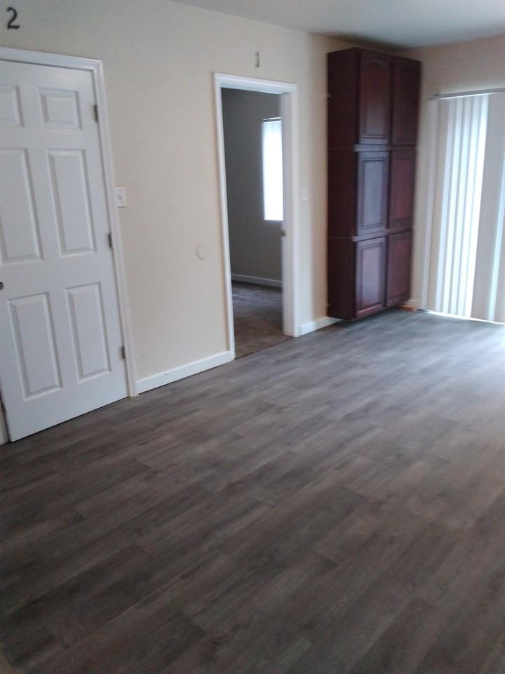 701 S James St #1 - Photo 6 of 41