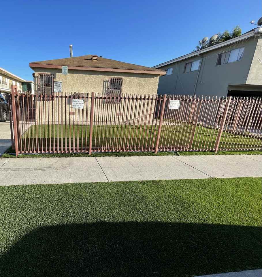 1116 W 94th St - Photo 2 of 18