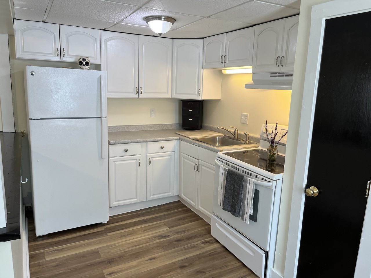 15 W Main St #3 - Photo 2 of 8