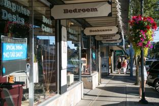 4433 42nd Avenue Southwest - Photo 1 of 1