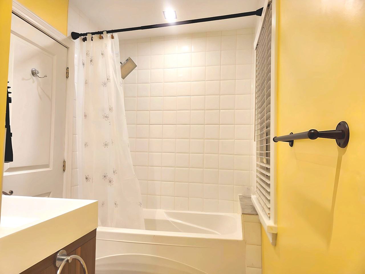 2 Simpson Avenue #Main - Photo 6 of 18