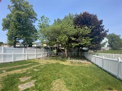 517 E Linden St #517 - Photo 2 of 11