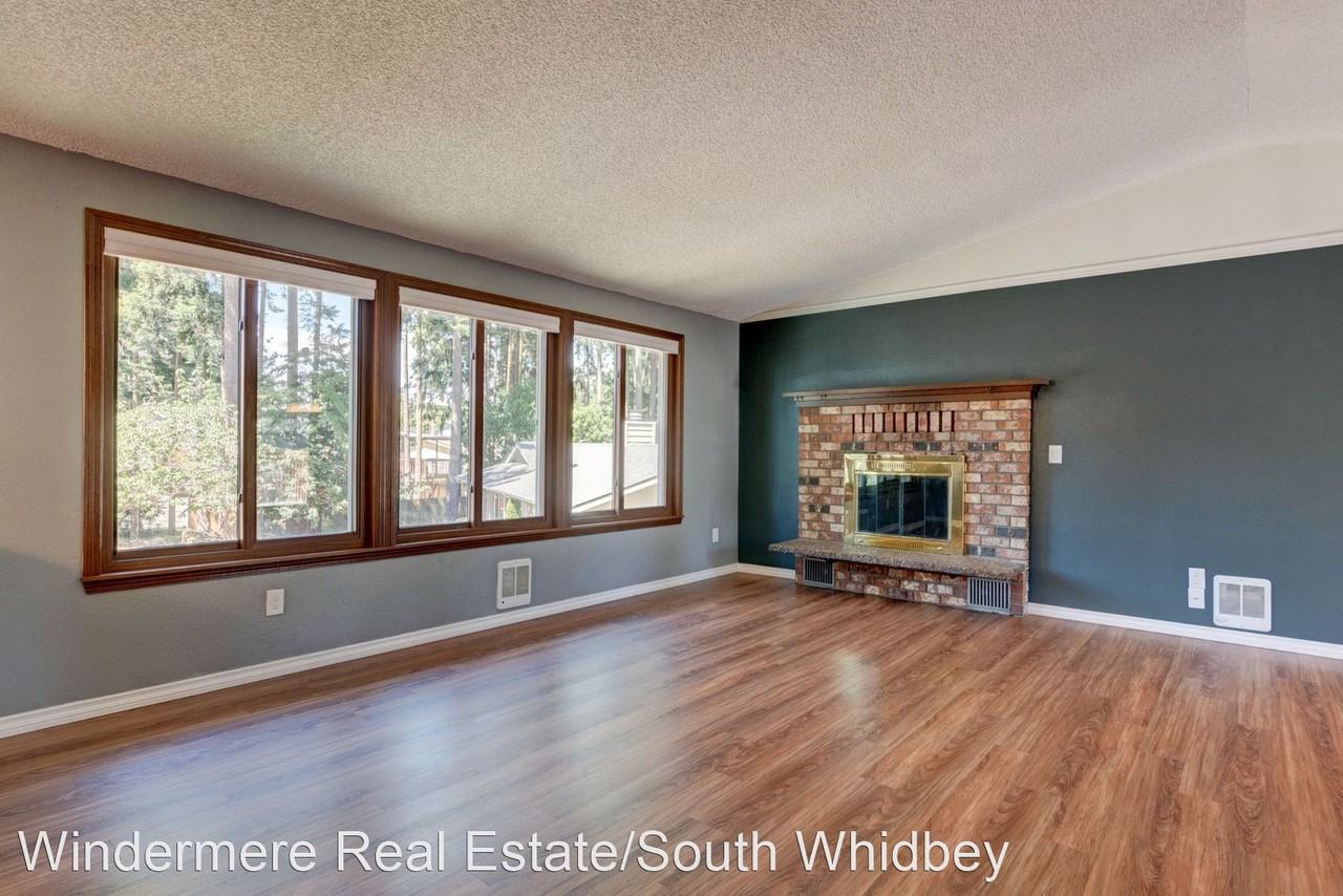 1207 Independence Ct - Photo 2 of 33