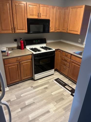 N 16th St #1 - Photo 2 of 11