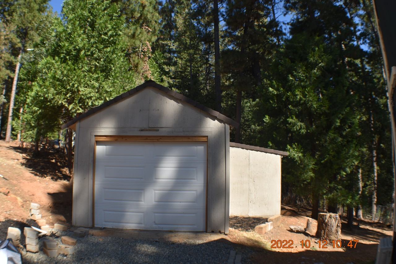 5841 Fallen Oak Trl #NA - Photo 3 of 4