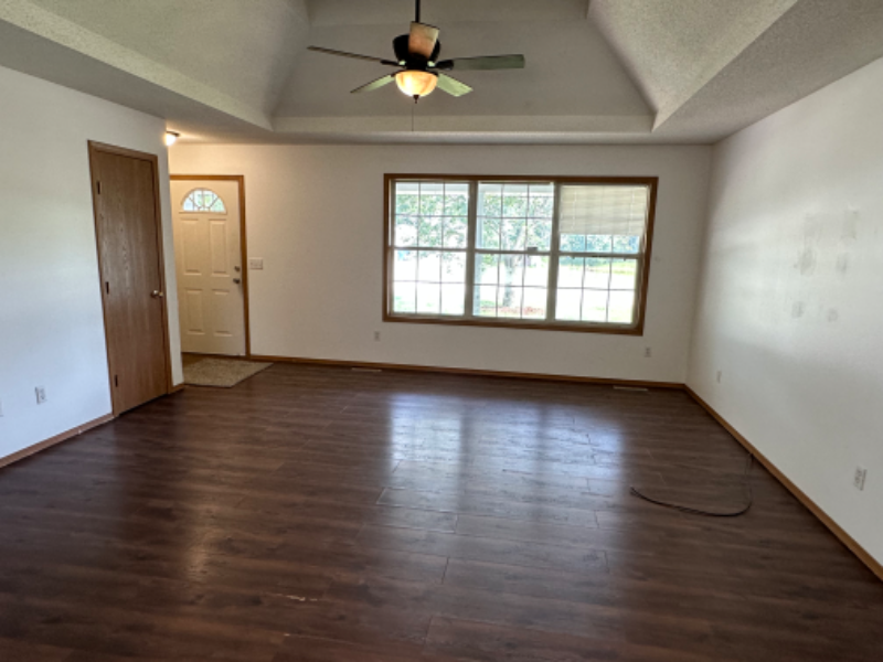 904 S Whippoorwill Dr - Photo 3 of 21