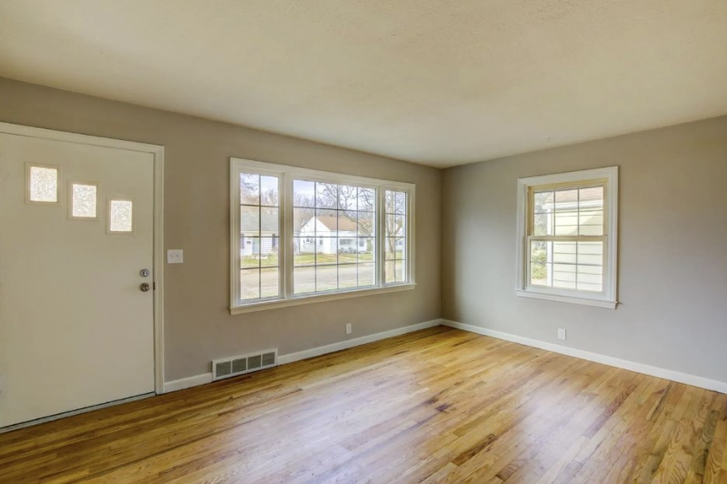 2728 Hilda Ave - Photo 4 of 18