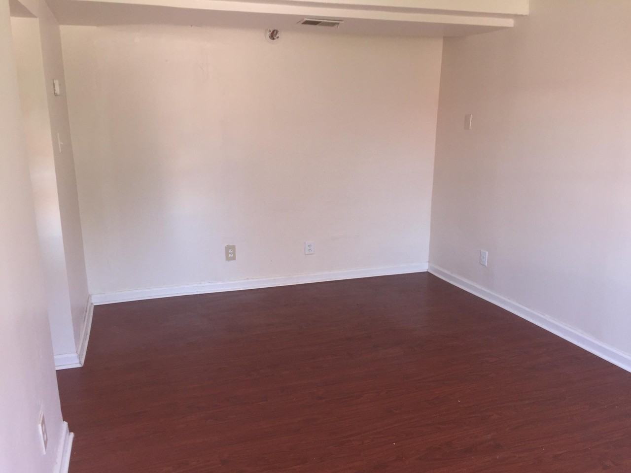 1002 Martin Street Southeast #C - Photo 7 of 19