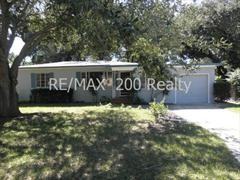 2514 Betty St - Photo 2 of 10